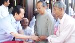 Ủy viên Bộ Chính trị Lê Thanh Hải thăm Đình Long Hưng