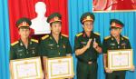 Đảng bộ Quân sự tỉnh trao Huy hiệu Đảng đợt 19-5