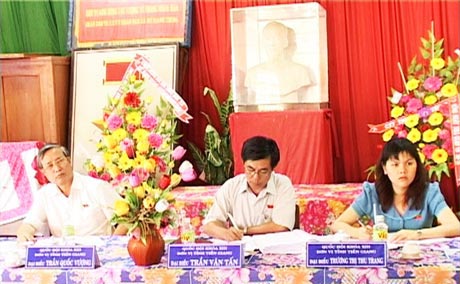 Đoàn ĐBQH tỉnh tiếp xúc cử tri tại huyện Cai Lậy.