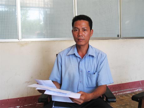 Anh Nguyễn Văn Khen phản ánh bức xúc của mình đối với doanh nghiệp Nhật Quang.