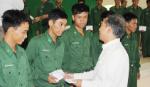 Lãnh đạo TP. Hồ Chí Minh thăm, tặng quà Bộ đội Biên phòng Tiền Giang