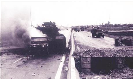 Lữ đoàn tăng 203 cùng Sư đoàn bộ binh 304, Quân đoàn 2 đánh địch trên xa lộ Biên Hòa-Sài Gòn, tiến vào giải phóng thành phố Sài Gòn  (Ảnh: Đinh Quang Thành).