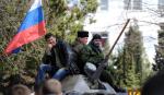 Crimea: Cờ Nga tung bay trên hầu hết doanh trại Ukraine