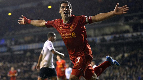 Suarez đã có bàn thắng rất đẹp vào lưới Tottenham. Ảnh: Reuters