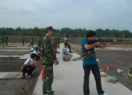 Thực hành ngắm bắn tại xã Phú Cường, huyện Cai Lậy.