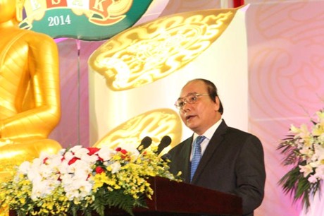 Phó Thủ tướng Nguyễn Xuân Phúc phát biểu tại lễ bế mạc Đại lễ Phật đản Liên Hợp Quốc Vesak 2014, chiều 10-5