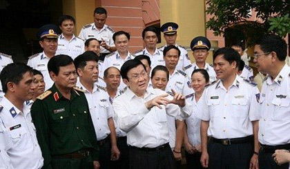 Chủ tịch nước Trương Tấn Sang thăm Bộ Tư lệnh Cảnh sát biển Việt Nam.