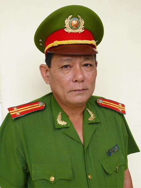 Trung tá Nguyễn Văn Luông vừa được Bộ Công an tặng Bằng khen về thành tích xuất sắc trong phong trào thi đua vì ANTQ, 3 năm liền là “Chiến sĩ thi đua cơ sở” (2011, 2012, 2013), được tặng thưởng nhiều Giấy khen của Giám đốc CA tỉnh và UBND huyện Chợ Gạo.