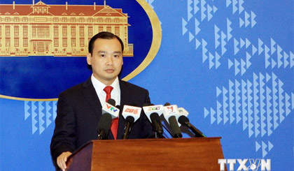 Ông Lê Hải Bình, Người phát ngôn Bộ Ngoại giao phát biểu tại buổi họp báo. Ảnh: Nguyễn Dân/TTXVN