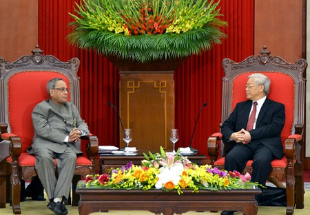  Tổng Bí thư Nguyễn Phú Trọng và Tổng thống Ấn Độ Pranab Mukherjee. Ảnh: VGP/Nhật Bắc