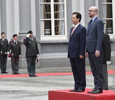 Thủ tướng Chính phủ Nguyễn Tấn Dũng là quốc khách đầu tiên của tân Thủ tướng Bỉ Charles Michel.