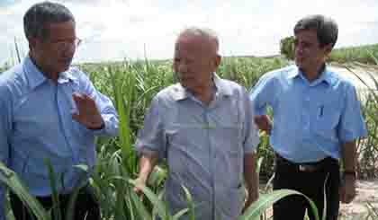 Ông Nguyễn Công Tạn được đánh giá là người nhạy bén và quyết liệt trong việc thực hiện những chính sách mang tính quyết định để phát triển nền nông nghiệp 