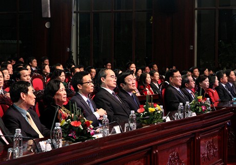 Lãnh đạo Đảng, Nhà nước, MTTQ Việt Nam và đại diện các Bộ, ngành cùng đại biểu dự buổi lễ. Ảnh: VGP/Đình Nam