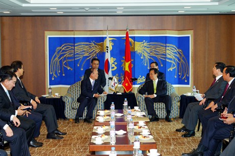 Thủ tướng Nguyễn Tấn Dũng tiếp lãnh đạo Tập đoàn CJ. Ảnh: VGP/Nhật Bắc
