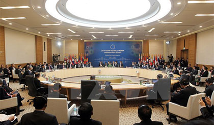 Hội nghị cấp cao Kỷ niệm 25 năm Quan hệ đối thoại ASEAN-Hàn Quốc diễn ra tại Busan. Ảnh: Đức Tám/TTXVN