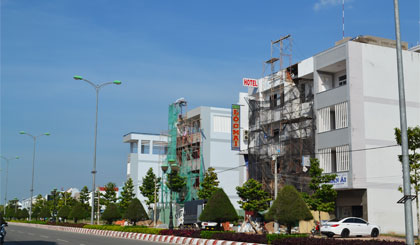 Khu dân cư mới được hình thành trên đường Hùng Vương nối dài.
