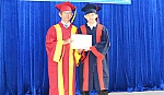 Trao Bằng tốt nghiệp Cử nhân Kinh tế cho 64 sinh viên