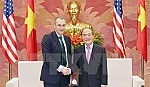 Chủ tịch Quốc hội Nguyễn Sinh Hùng tiếp đoàn nghị sĩ Hoa Kỳ