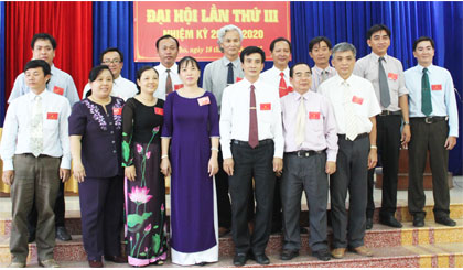 BCH Đảng bộ Trường Đại học Tiền Giang nhiệm kỳ mới ra mắt và hứa hẹn tại đại hội.
