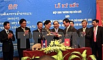Ký Hiệp định thương mại biên giới giữa 2 nước Việt Nam - Lào