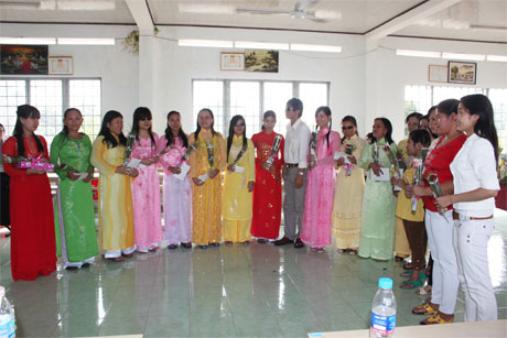 Hội Người mù tỉnh tổ chức Họp mặt Ngày Quốc tế Phụ nữ.