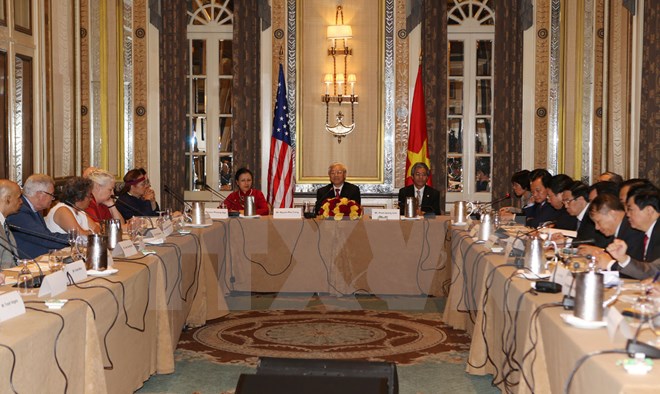 Tổng Bí thư Nguyễn Phú Trọng gặp gỡ bạn bè cánh tả Hoa Kỳ. Ảnh: TTXVN