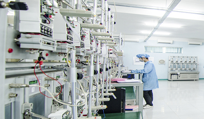 Sản xuất công tơ điện tử tại CPCEMEC.