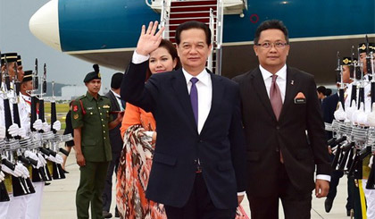 Thủ tướng Nguyễn Tấn Dũng tới Malaysia tham dự Hội nghị cấp cao ASEAN 27. Nguồn: baochinhphu.vn