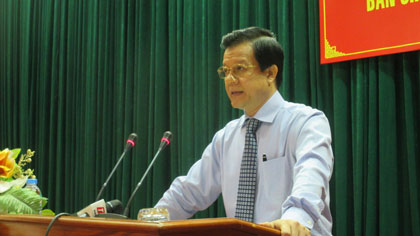 hó Bí thư Thường trực Tỉnh ủy Lê Hồng Quang phát biểu tại hội nghị