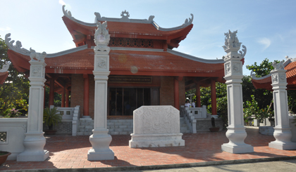 Nhà tưởng niệm Chủ tịch Hồ Chí Minh trên thị trấn Trường Sa.