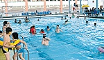 Đẩy mạnh công tác phổ cập bơi cho trẻ em