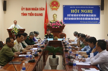 Ông Trần Thanh Đức, Phó Chủ tịch UBND tỉnh, phát biểu tại hội nghị.