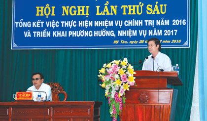 Ông Nguyễn Văn Danh, Ủy viên BCH Trung ương Đảng, Bí thư Tỉnh ủy phát biểu tại hội nghị.