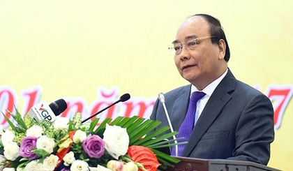 PM Nguyen Xuan Phuc speaking at the conference (Credit: VGP)
