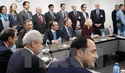 Đại diện các bên tại vòng đàm phán mới về tái thống nhất đảo Cyprus ở Geneva ngày 9/1/2017. Nguồn: AFP/TTXVN