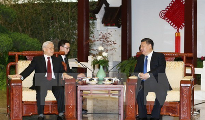 Party General Secretary and President of China Xi Jinping (R) and Party General Secretary Nguyen Phu Trong (Source: VNA)