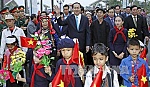 President attends spring festival of ethnic groups