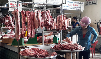  Pork has the most stable price in the period before and after the Lunar New Year. Photo: Huu Nghi