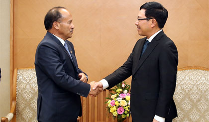Phó Thủ tướng Phạm Bình Minh tiếp Bộ trưởng Thương mại Nepal Romi Gauchan Thakali. Ảnh: VGP/Hải Minh  