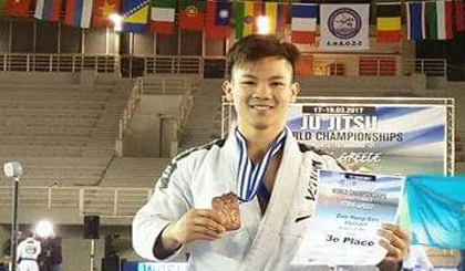 Dao Hong Son claims two bronze medals at the 2017 World Youth Jujitsu Championship in Egypt.