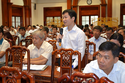 Representative of Long Giang Industrial Park expresses his opinion. Photo: Anh Phuong