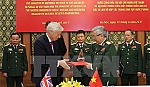 Việt Nam và Anh ký kết ghi nhớ hợp tác quốc phòng song phương