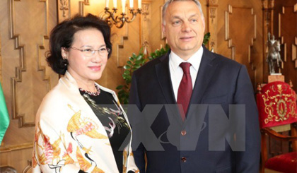 Chủ tịch Quốc hội Nguyễn Thị Kim Ngân hội kiến Thủ tướng Hungary Viktor Orban. Ảnh: Trọng Đức/TTXVN