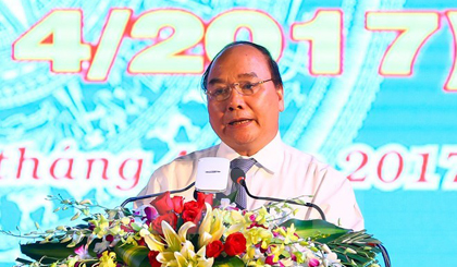 Prime Minister Nguyen Xuan Phuc will pay an official visit to Cambodia from April 24-25 (Photo: VNA)
