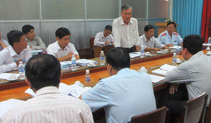 Ông Phan Thanh Nhu, Phó Giám đốc Sở TN&MT kiến nghị:“Khiếu nại bồi thường dự án Kinh thủy lợi nội đồng xã Phú Đông là không có cơ sở xem xét, giải quyết”.