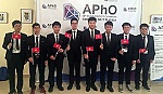 Vietnamese students bag gold at Asian Physics Olympiad