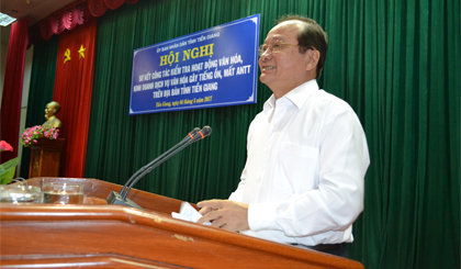 Ông Trần Thanh Đức, Phó Chủ tịch UBND tỉnh phát biểu chỉ đạo tại hội nghị