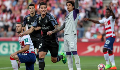 James Rodriguez lập đại công với cú đúp bàn thắng vào lưới Granad.