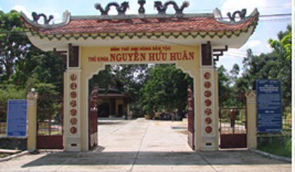 Đền thờ thủ khoa Nguyễn Hữu Huân