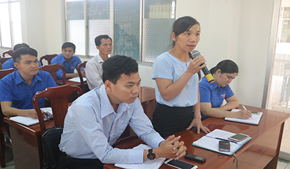 Đại biểu Trường Đại học Tiền Giang tham gia đóng góp ý kiến tại diễn đàn.